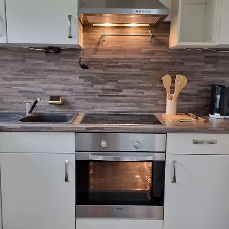 3- Zimmer-wohnung In Leonding Lägenhet